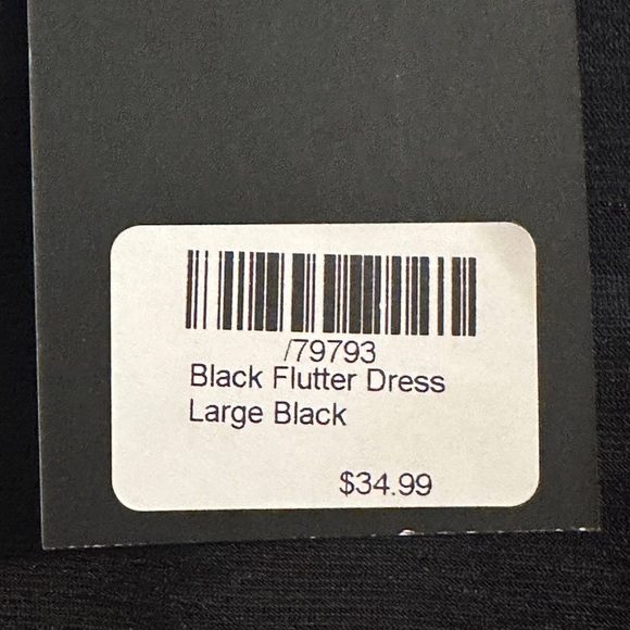 L & B black flutter dress size large. - Picture 2 of 4